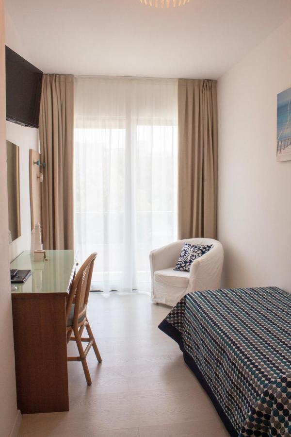 Hotel Hiki 3 Superior 비비오네 외부 사진