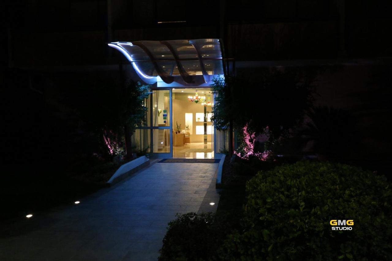 Hotel Hiki 3 Superior 비비오네 외부 사진